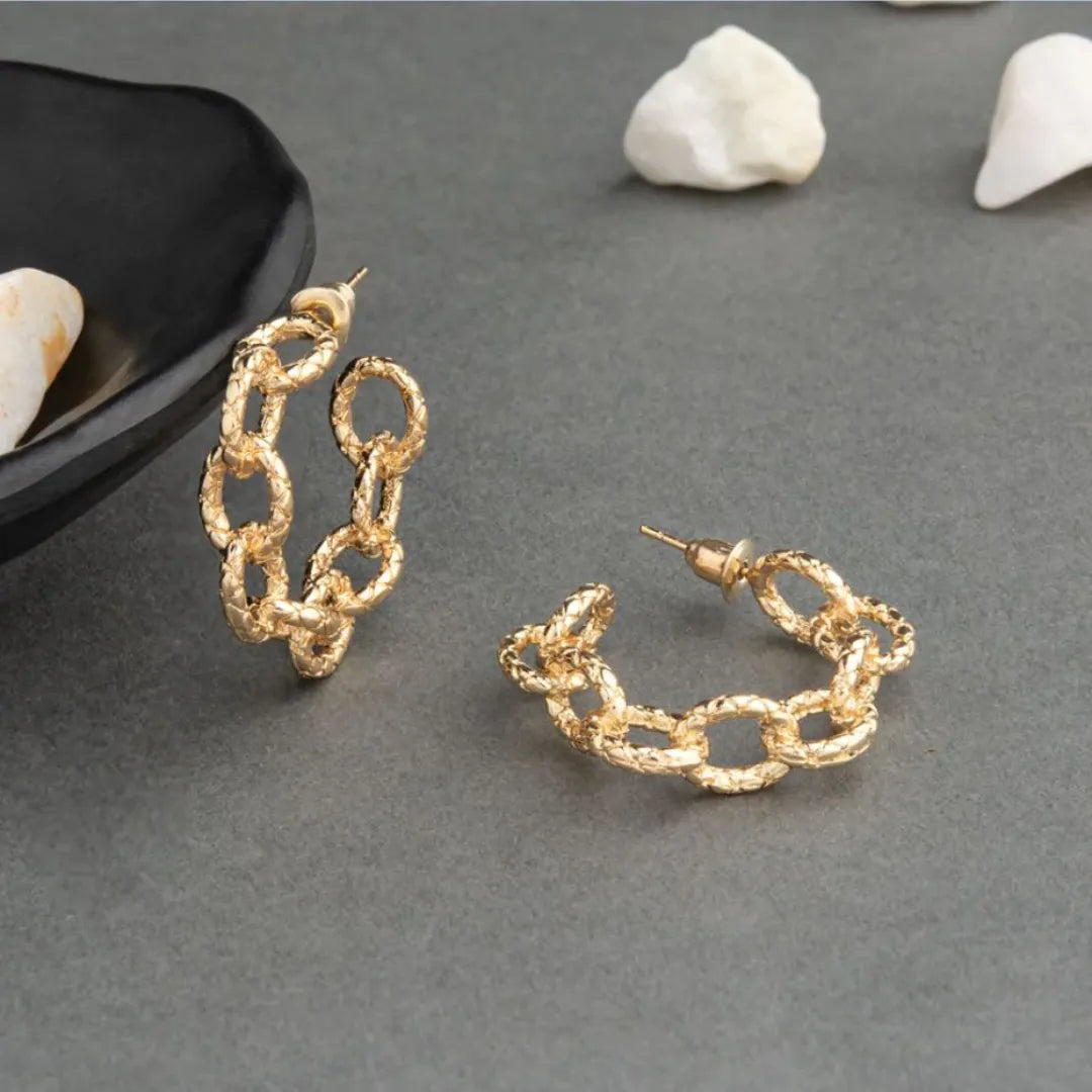 Gold  Plated Open Circle Shaped Chain Earring